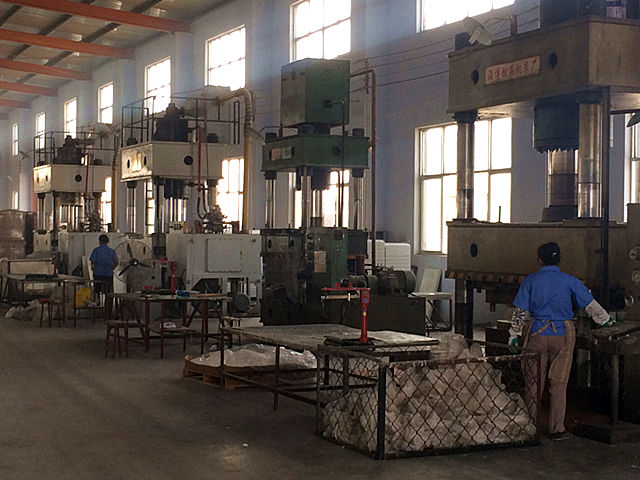 裝配式玻璃鋼消防水箱生產車(chē)間