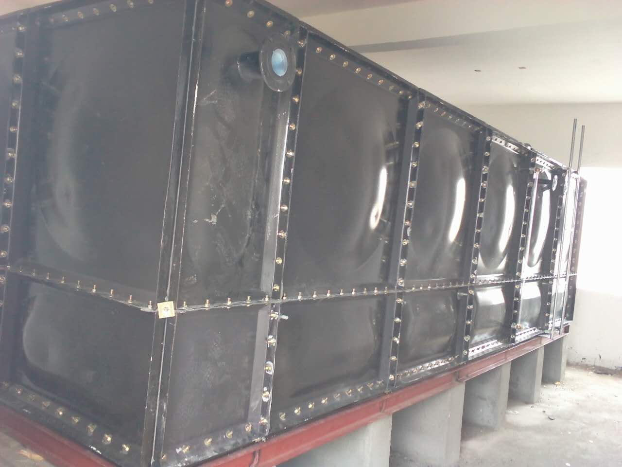 搪瓷水箱的特（tè）點