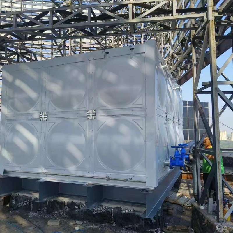 　玻璃（lí）鋼組合水箱分類